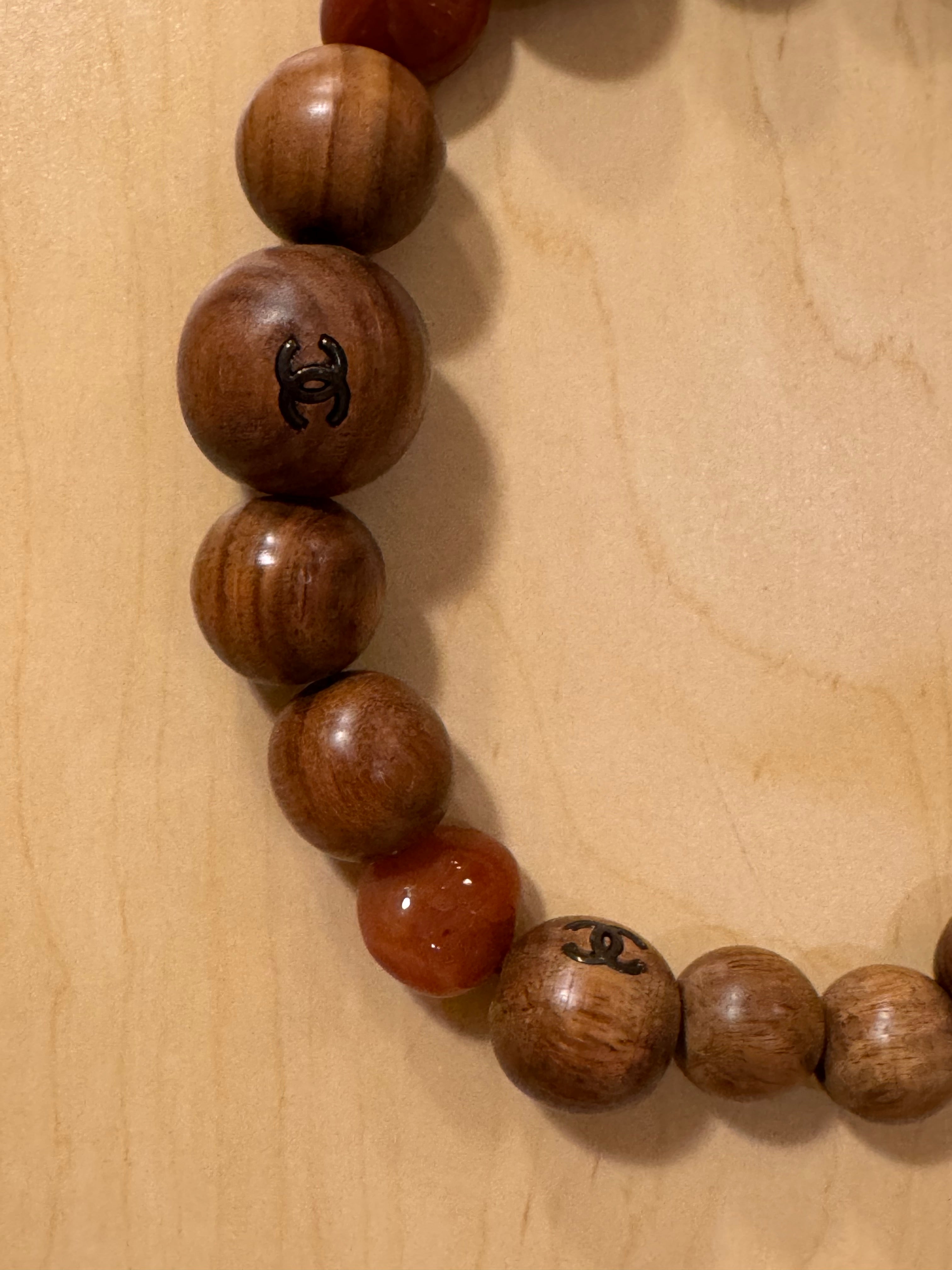Wood and Agate Beaded Necklace 1998