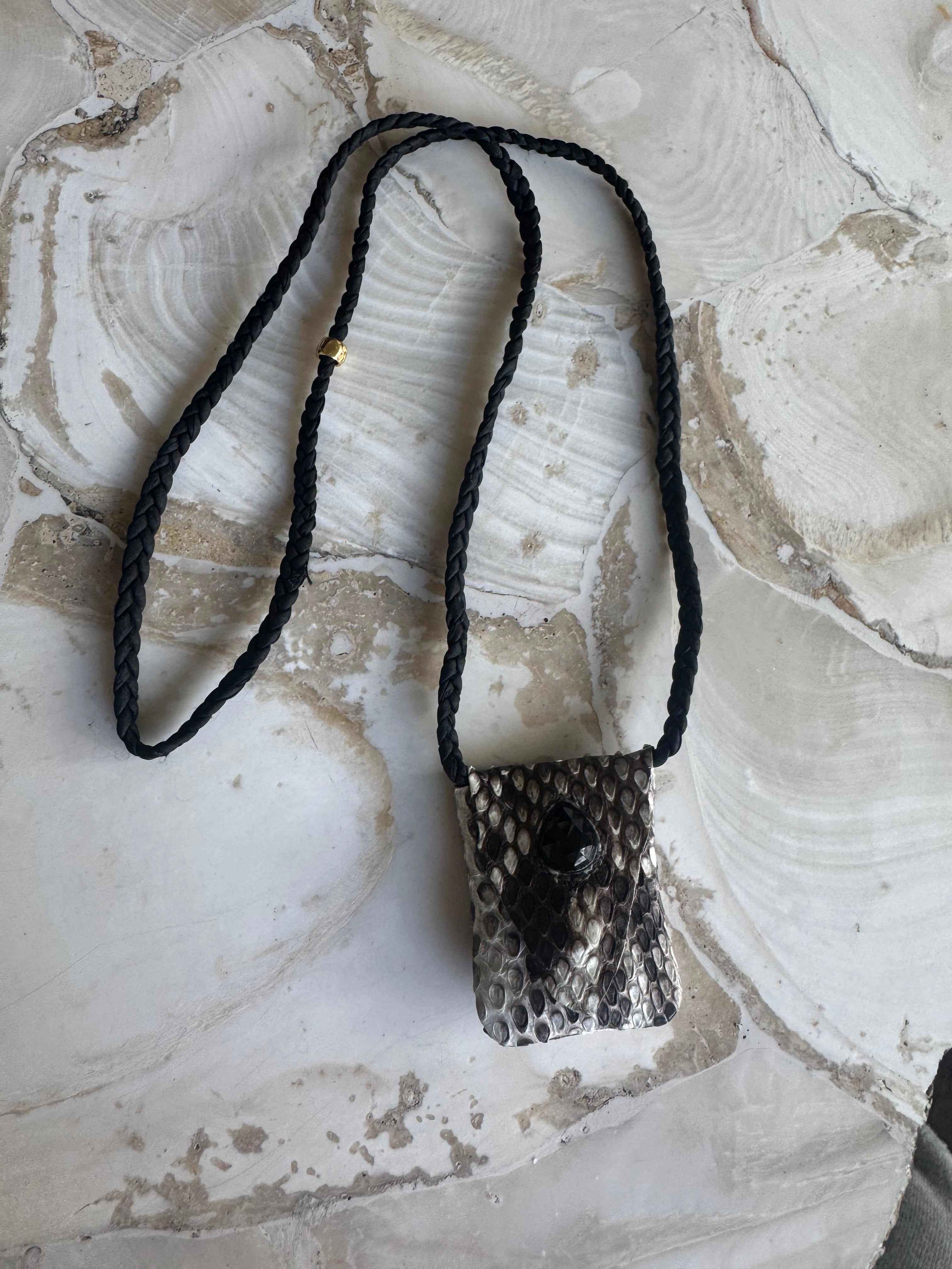 Mini snake pouch with crystals
