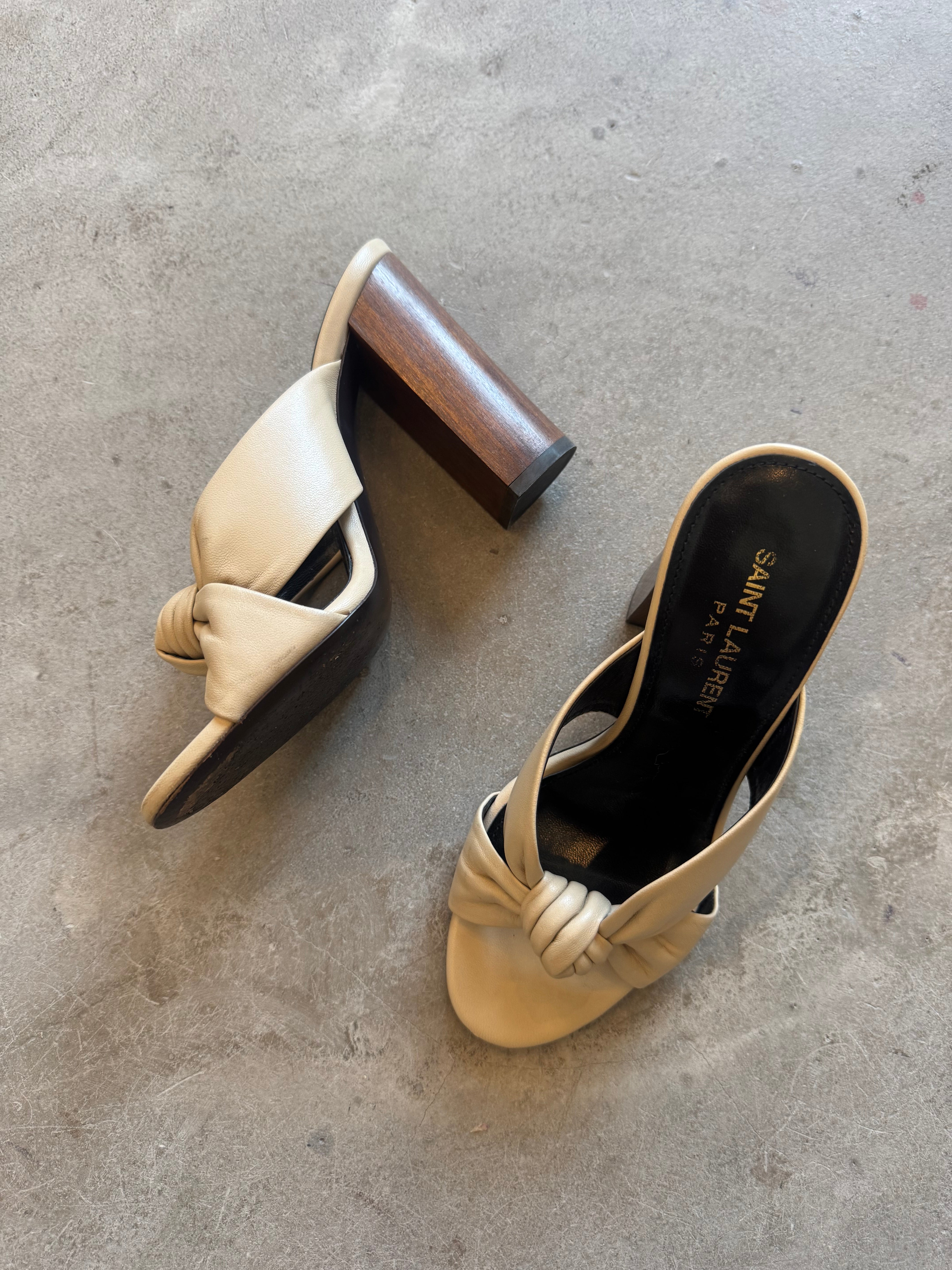 Beige Leather Heels with Knot