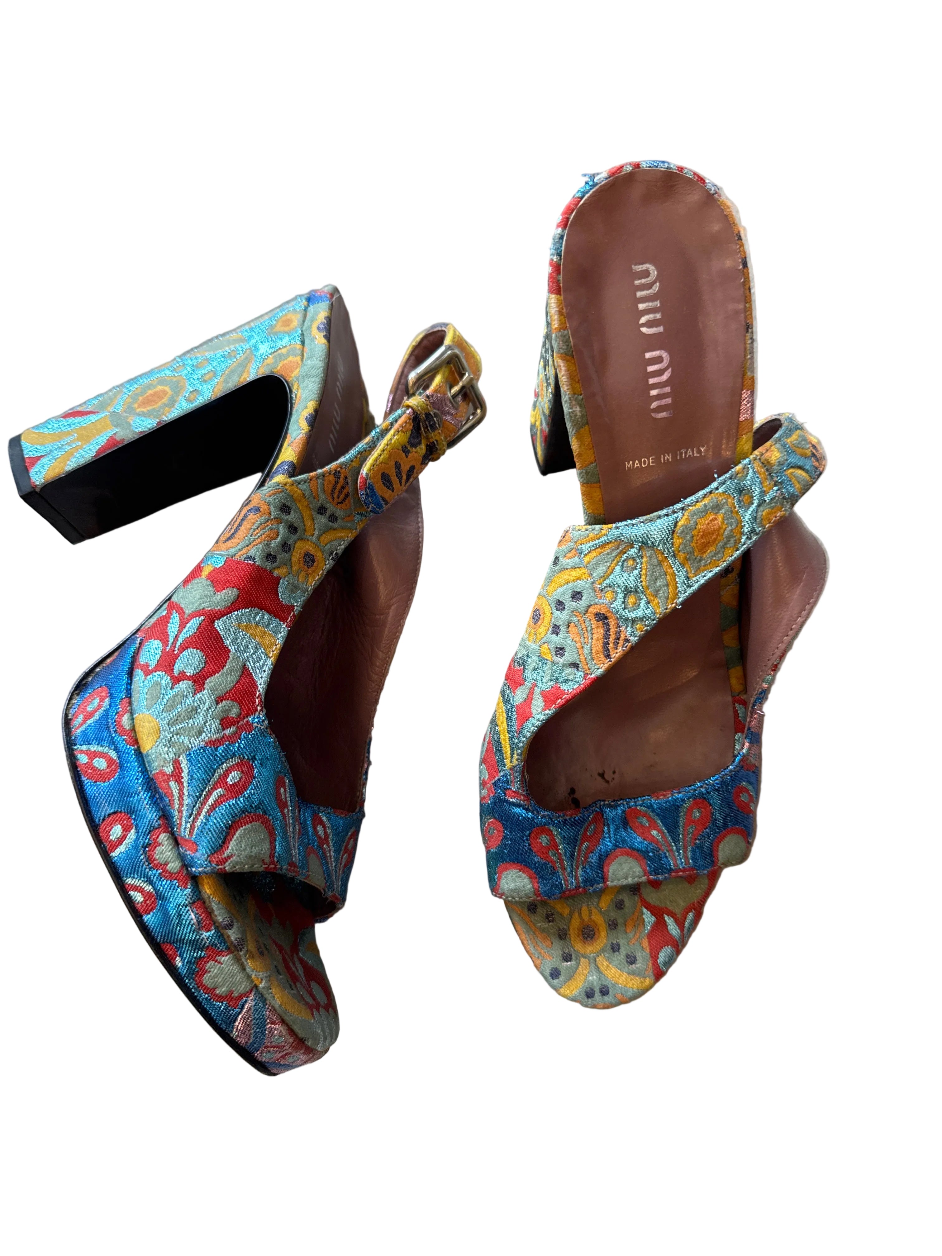Brocade Heel