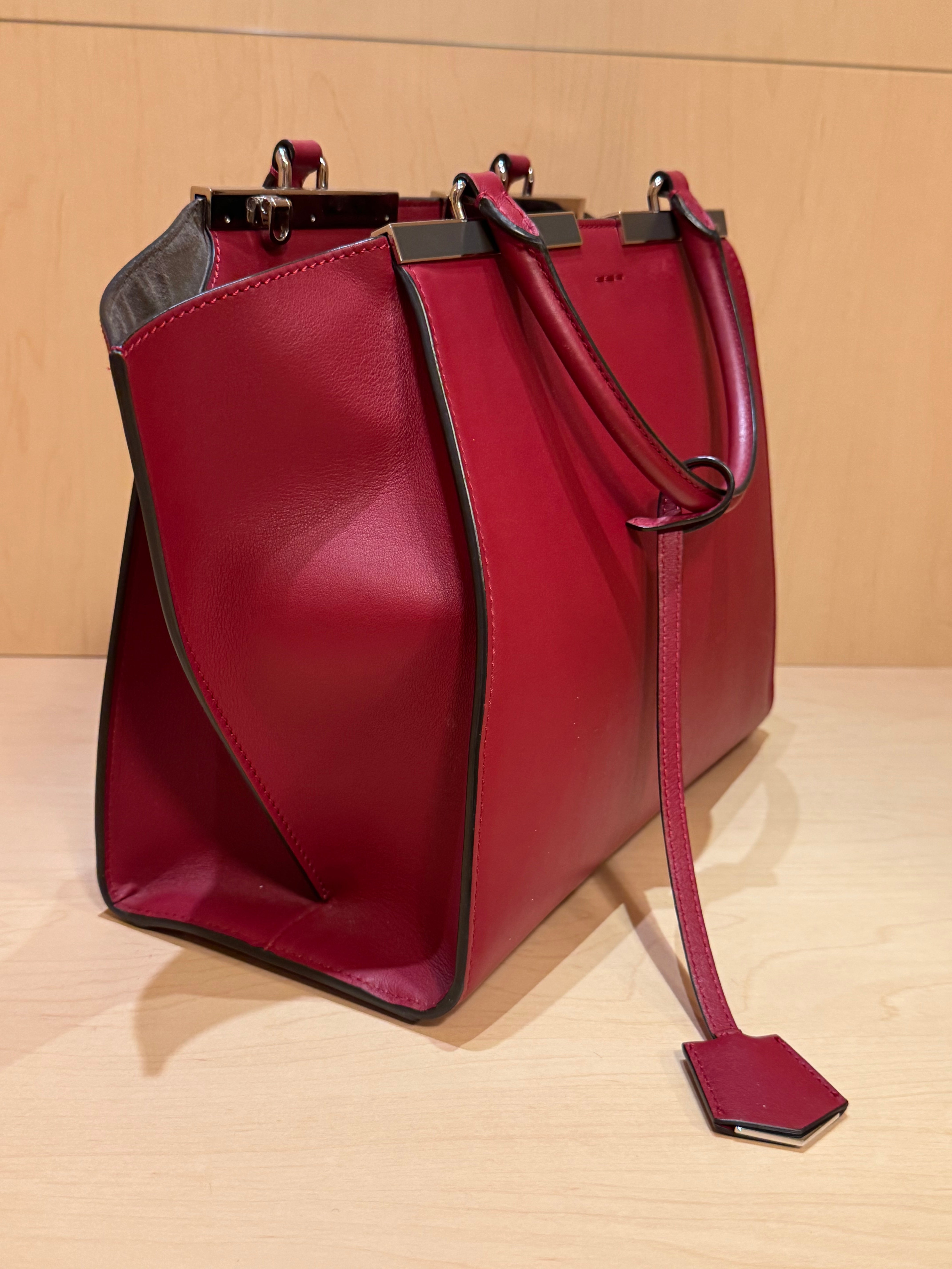 Vitello Dolce Shiny Nappa Tote