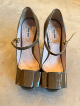 Bow Patent Leather Pumps
