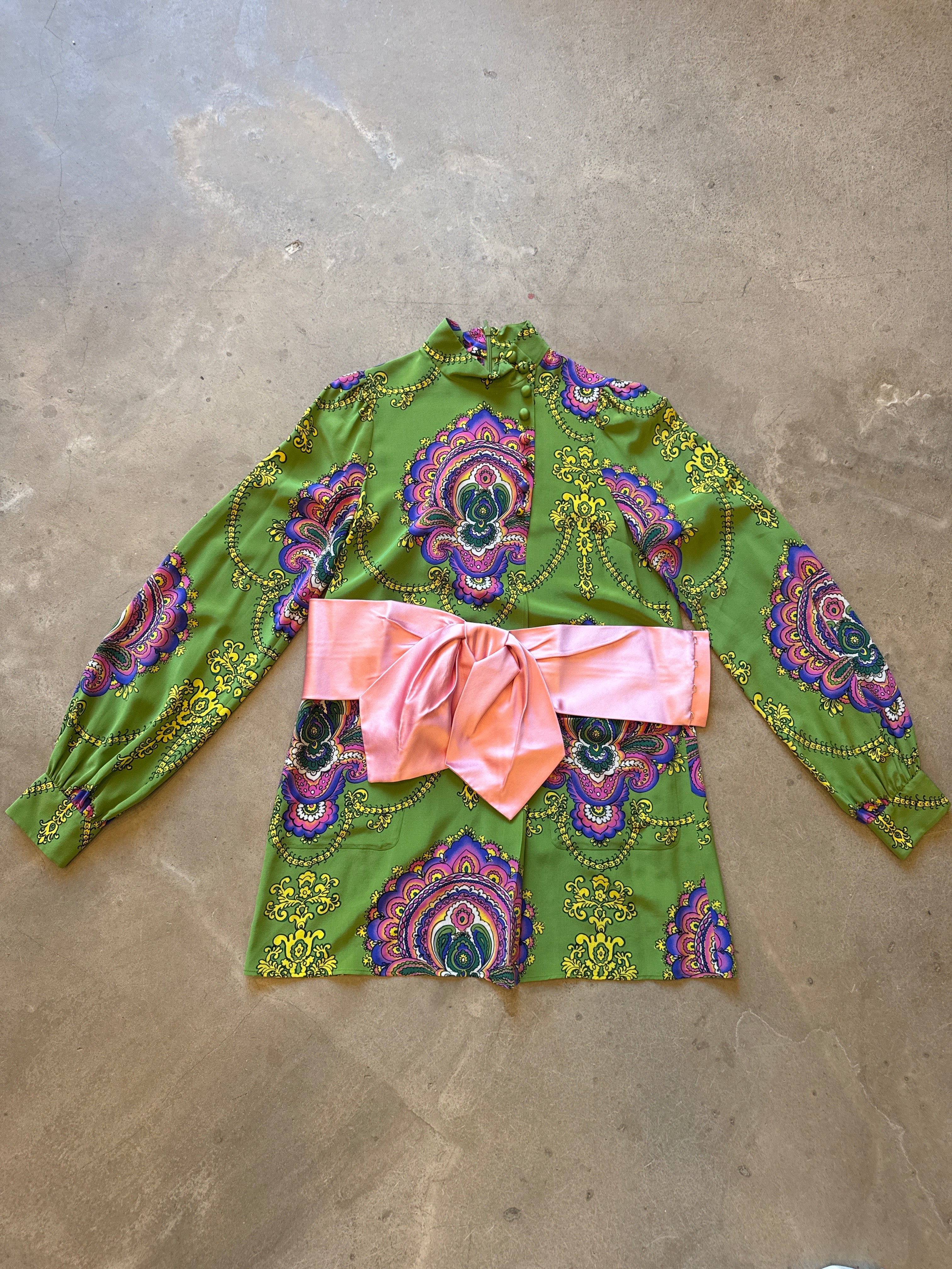 Graphic Print Tunic with Detachable Bow 2018