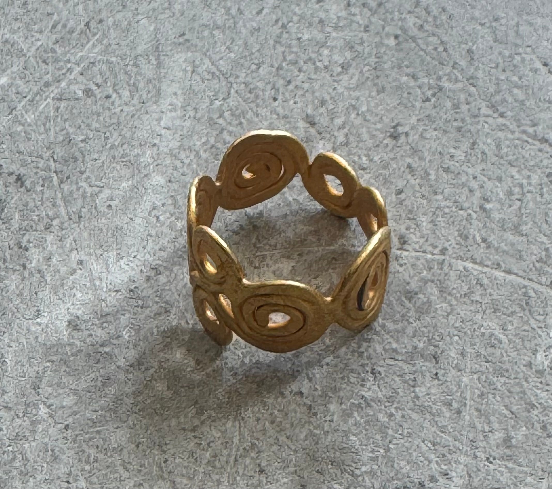 One Band Spiral Ring