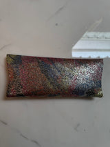 Multicolor clutch
