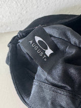 Cap with pink leather detail