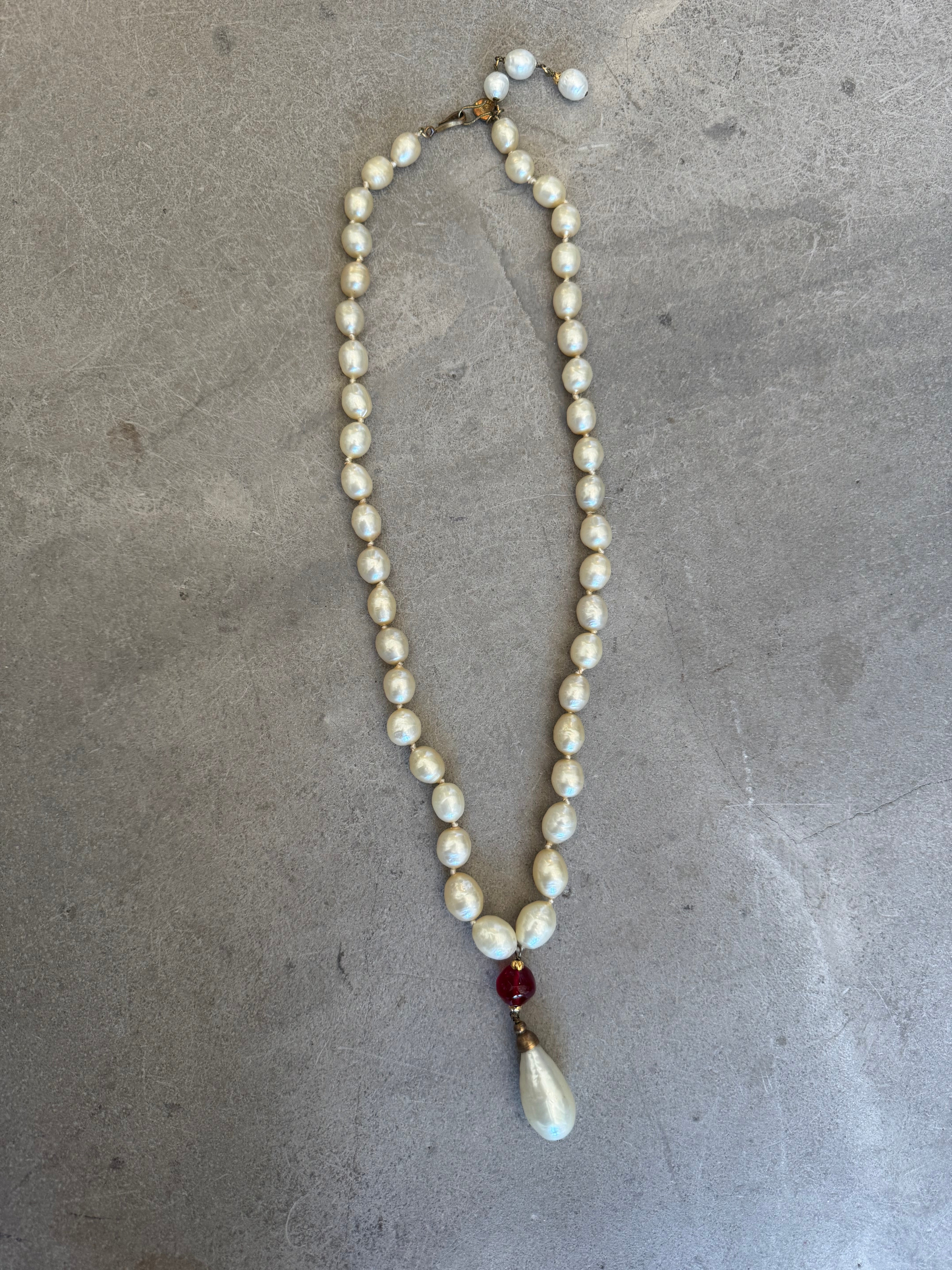 Vintage Pearl Necklace
