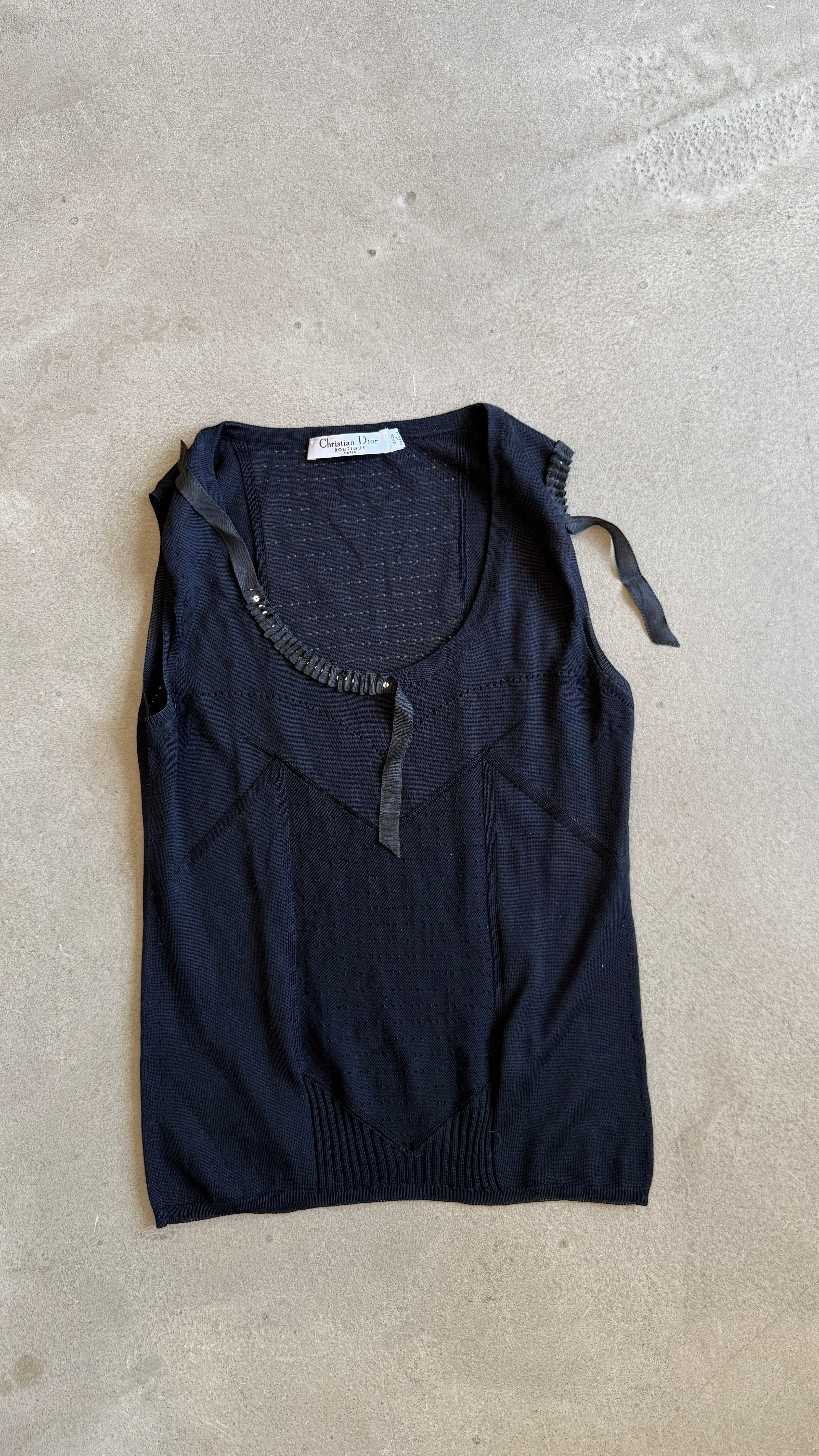 Vintage Black Top