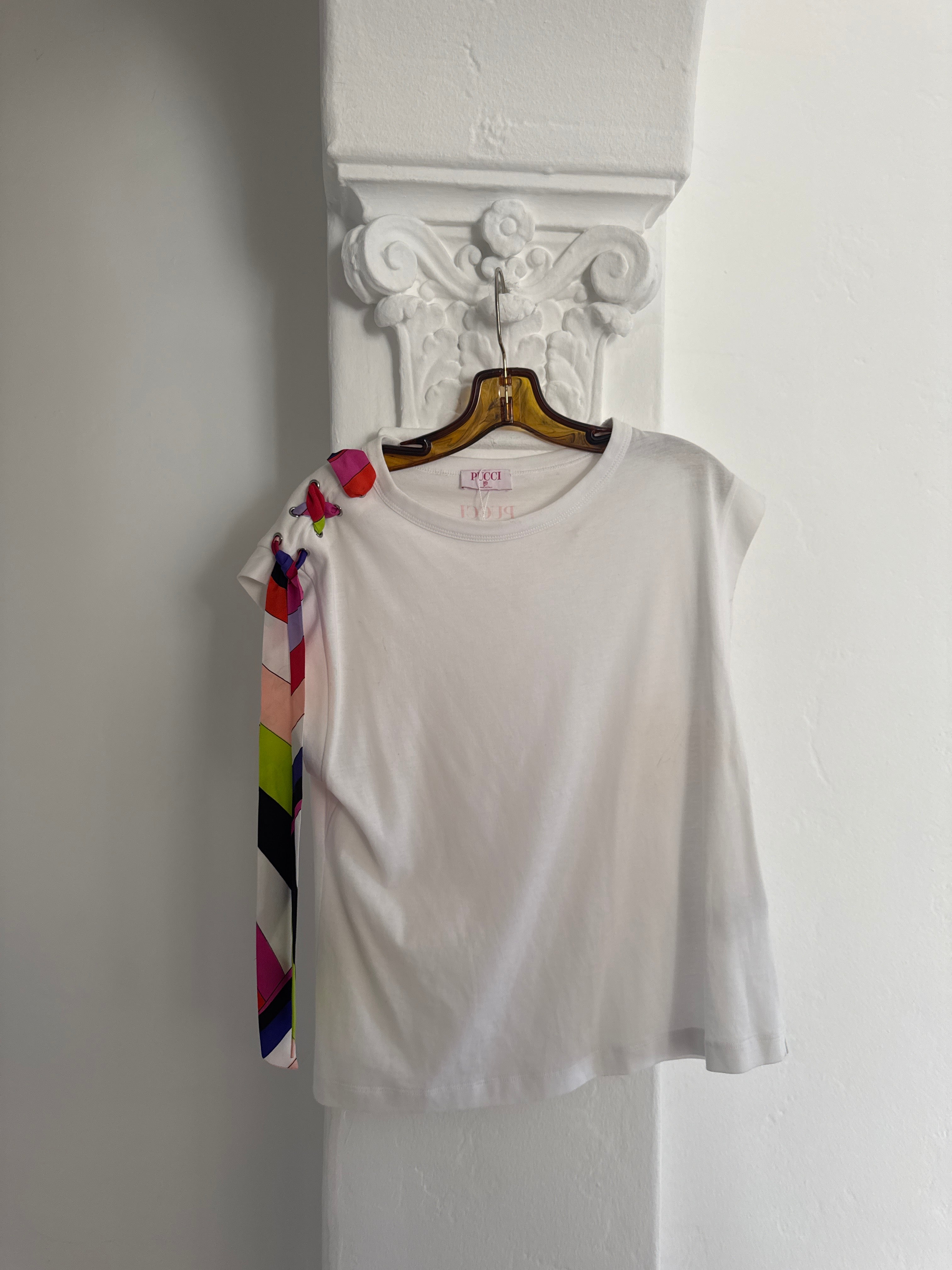 Tank Top with Ribbon