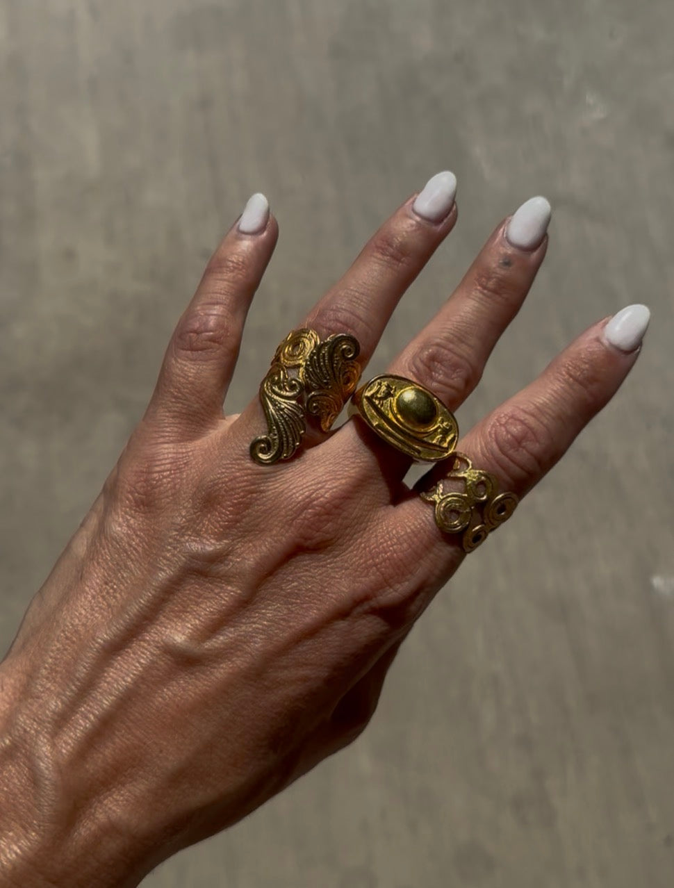 Round Swirl Ring