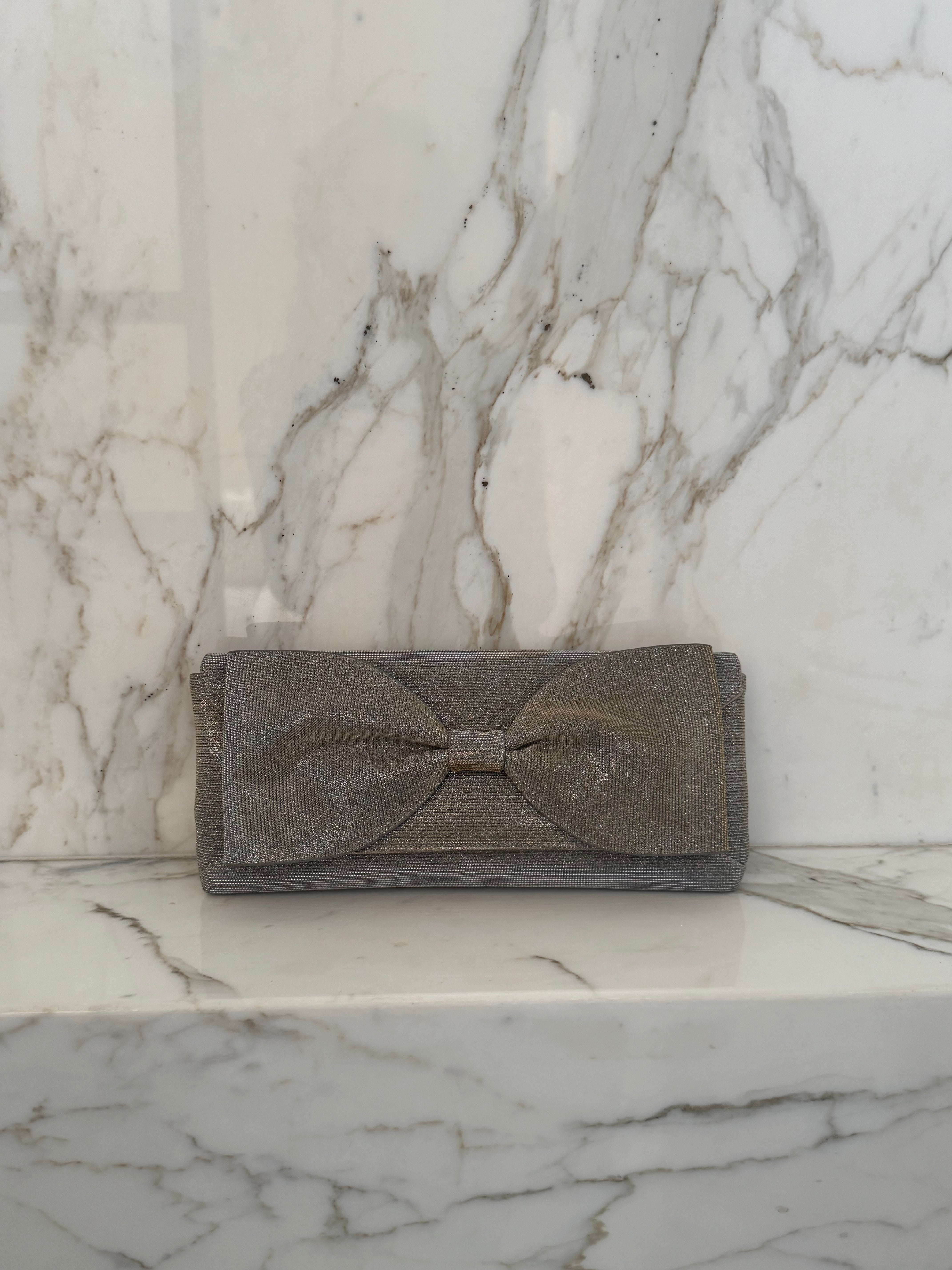 Metallic clutch