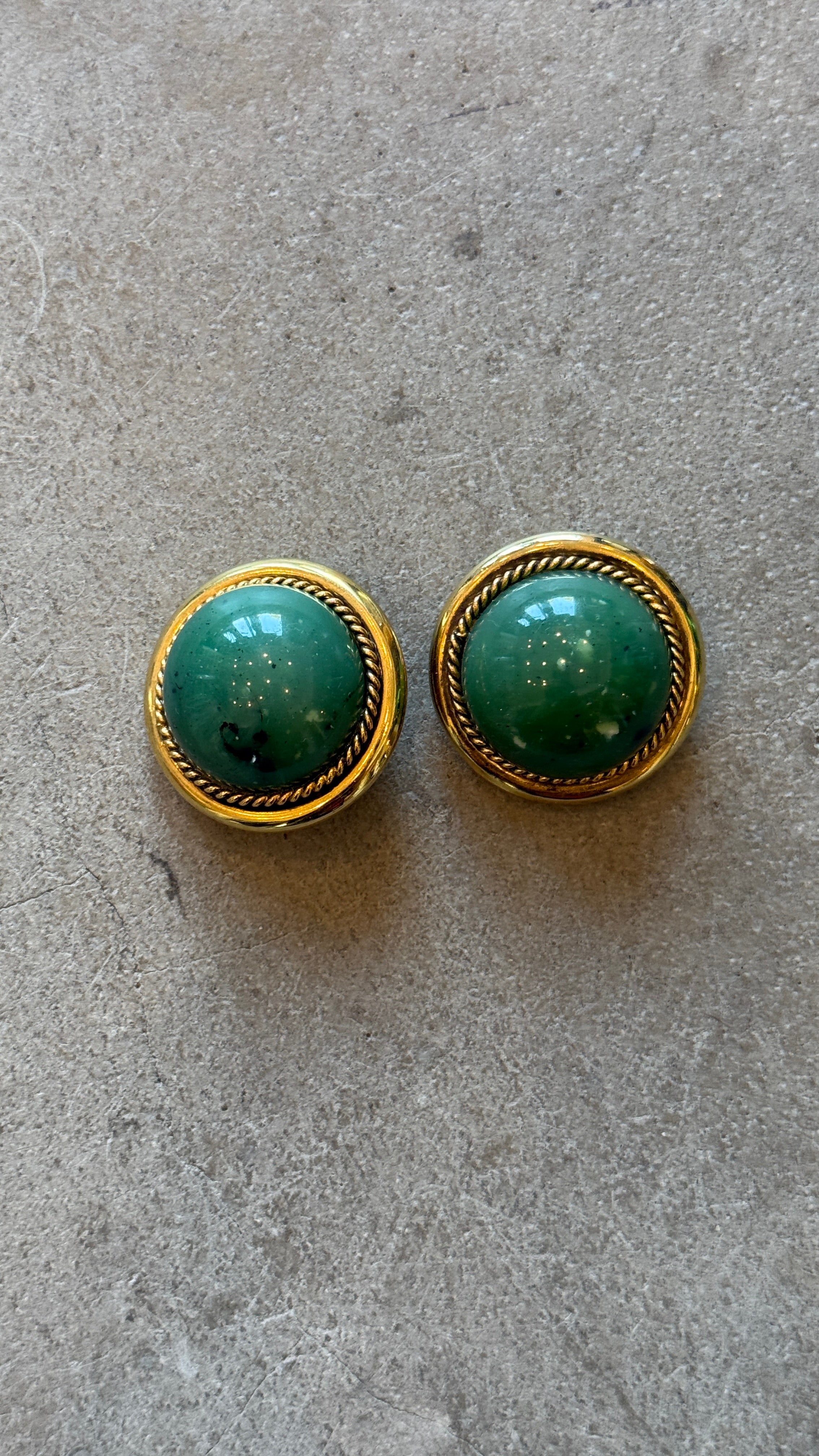 Vintage Round Green Clip-On Earrings