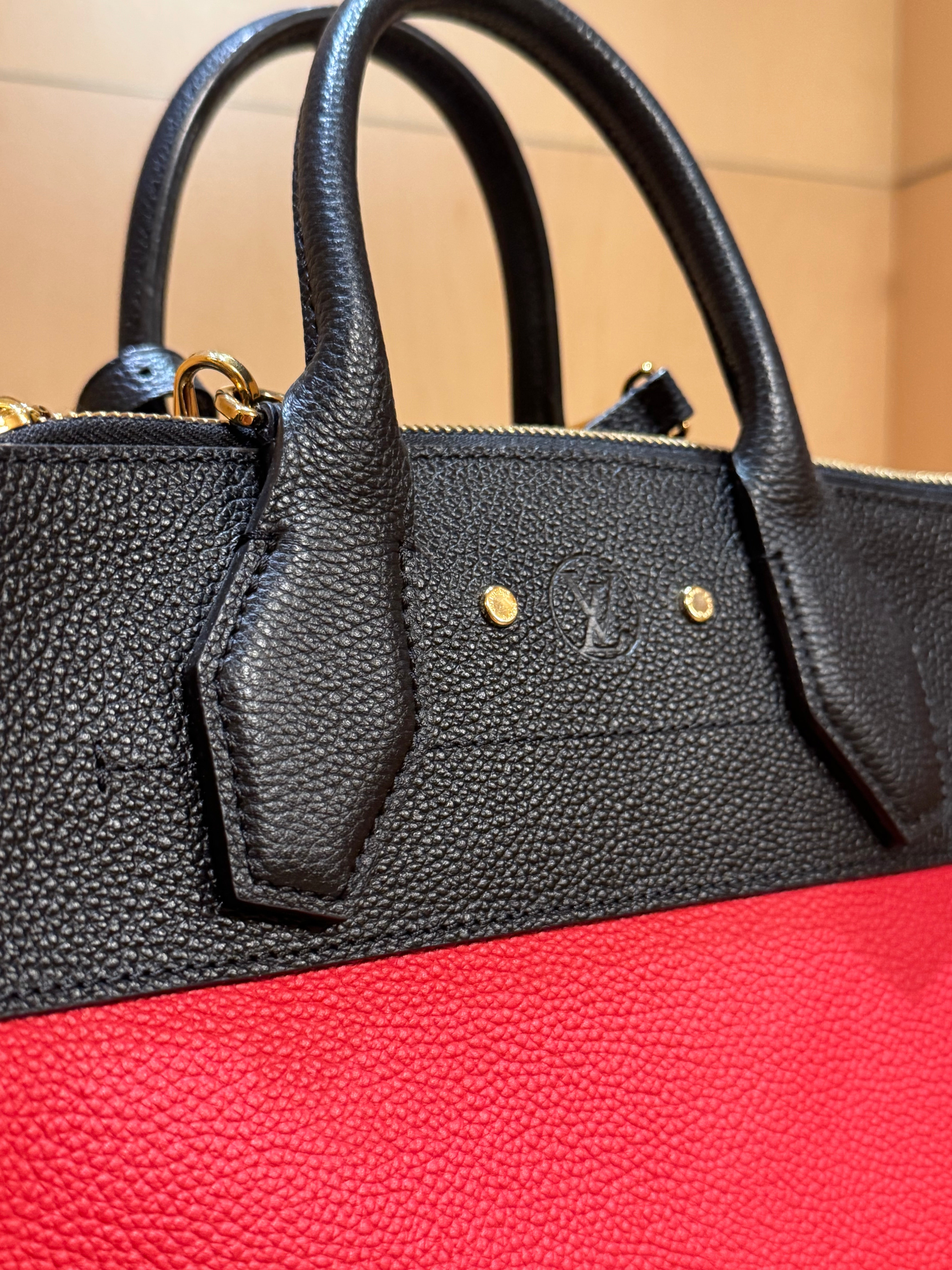 City Steamer Handbag