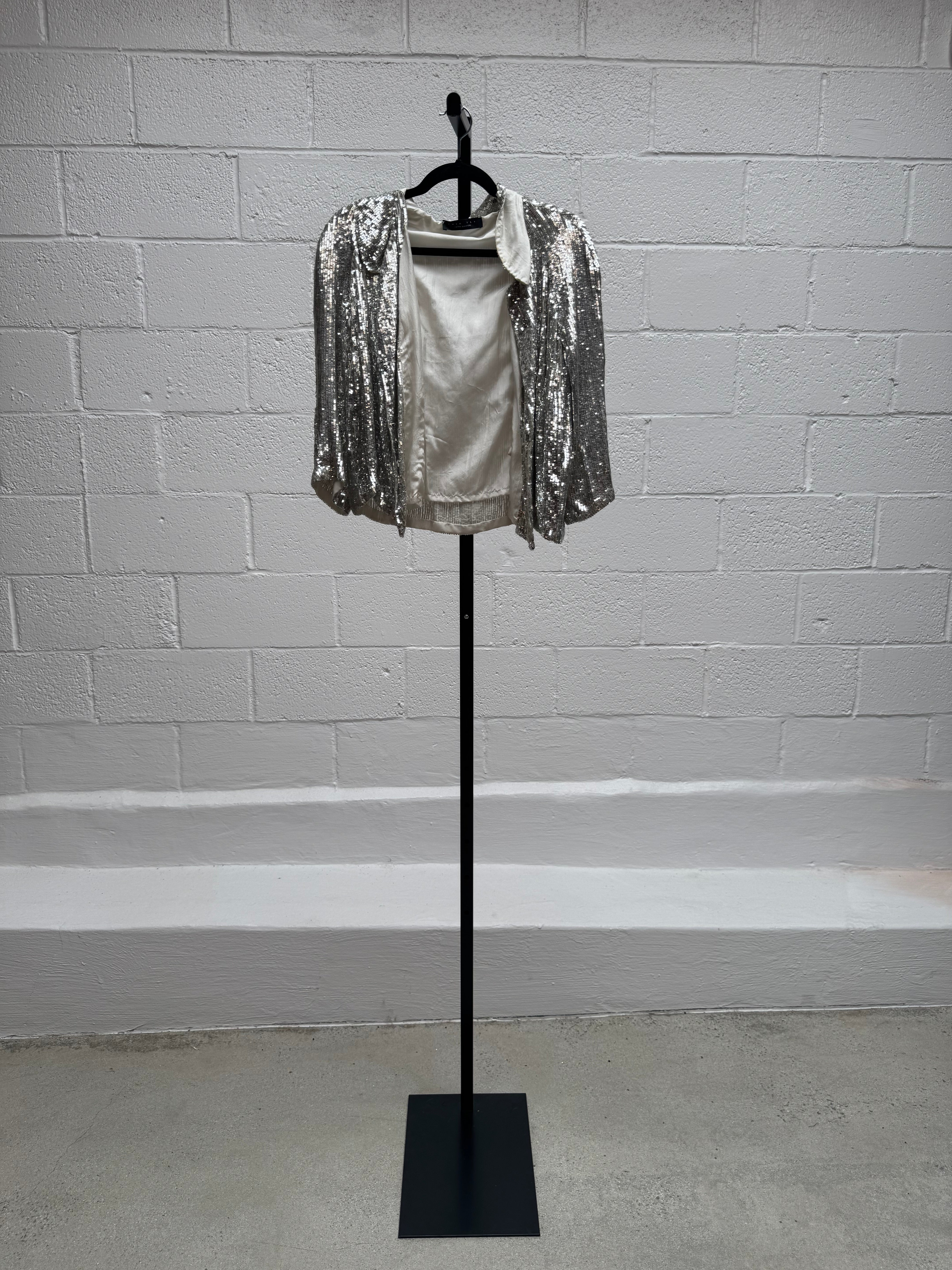 Silver shrug