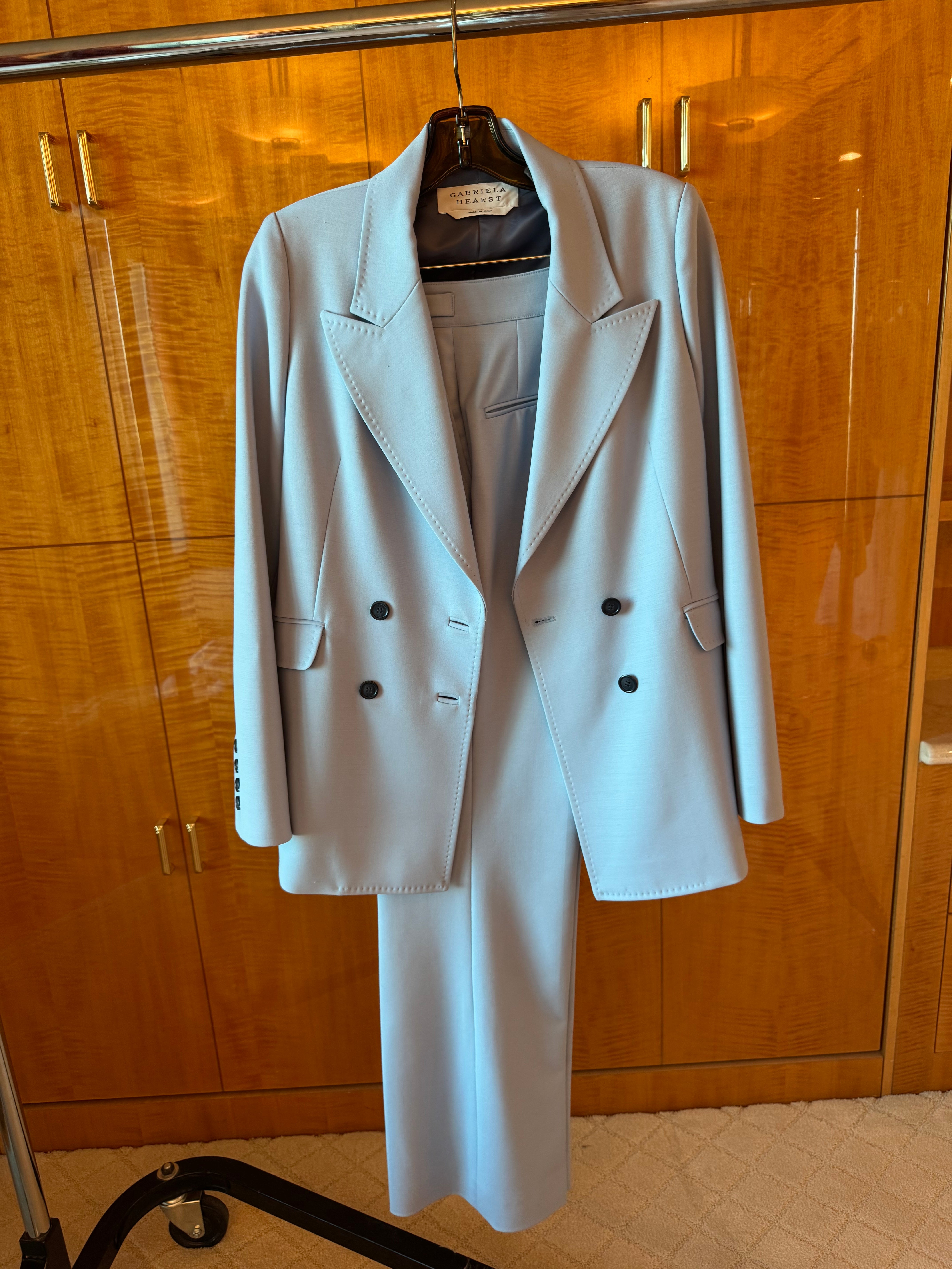 Gavin Suit