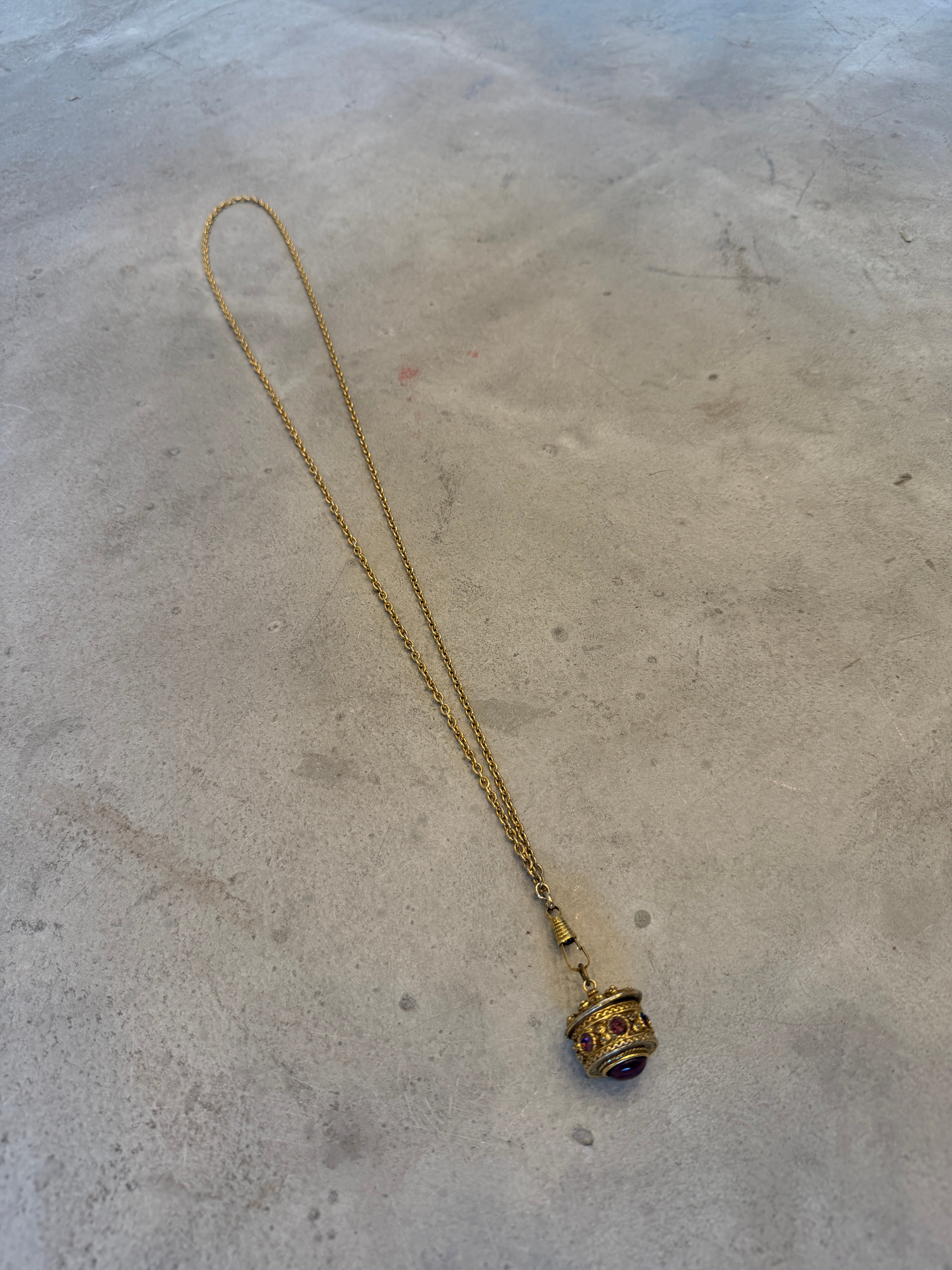 Dainty Embellished Box Necklace
