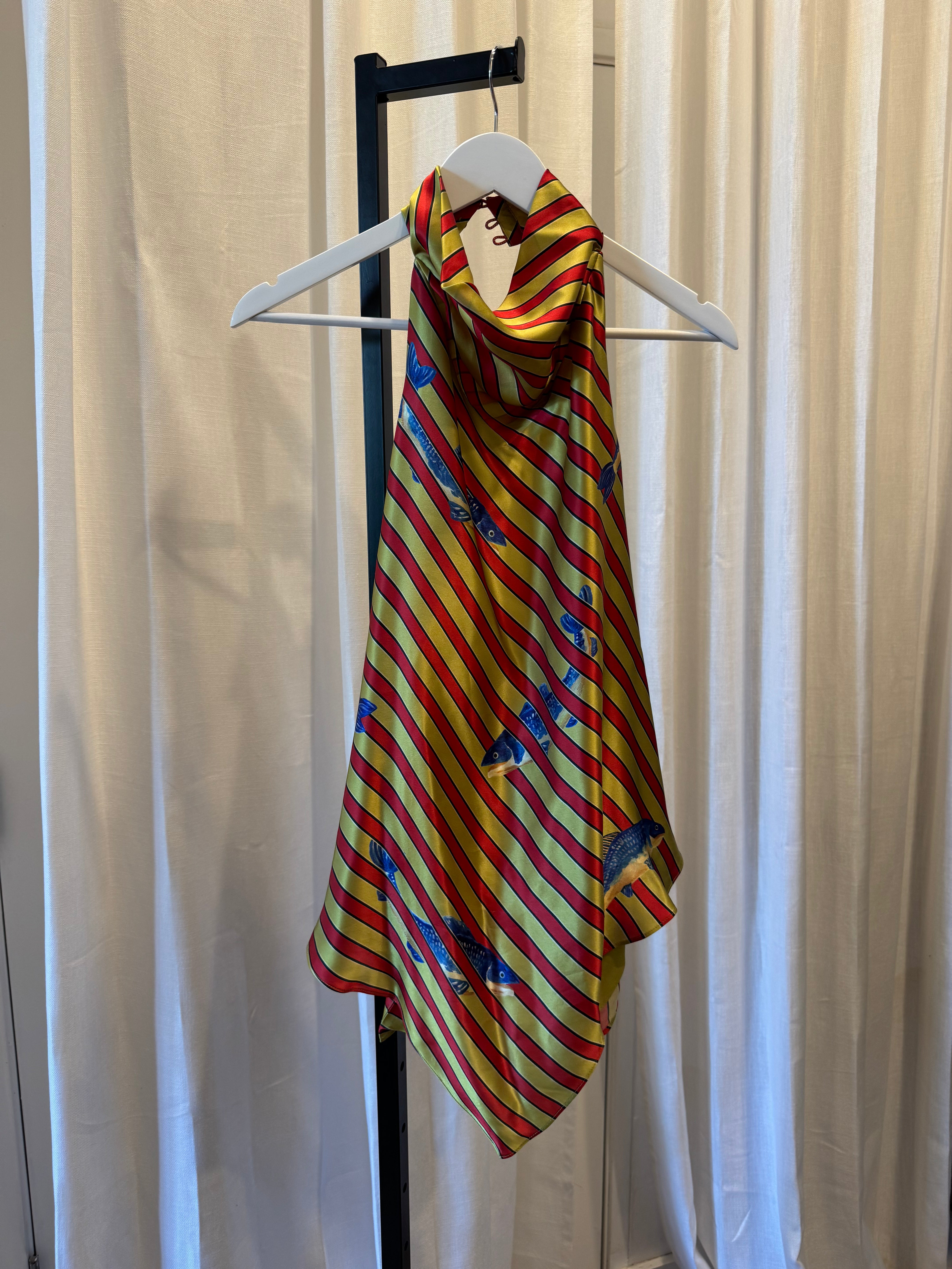 Halter scarf top