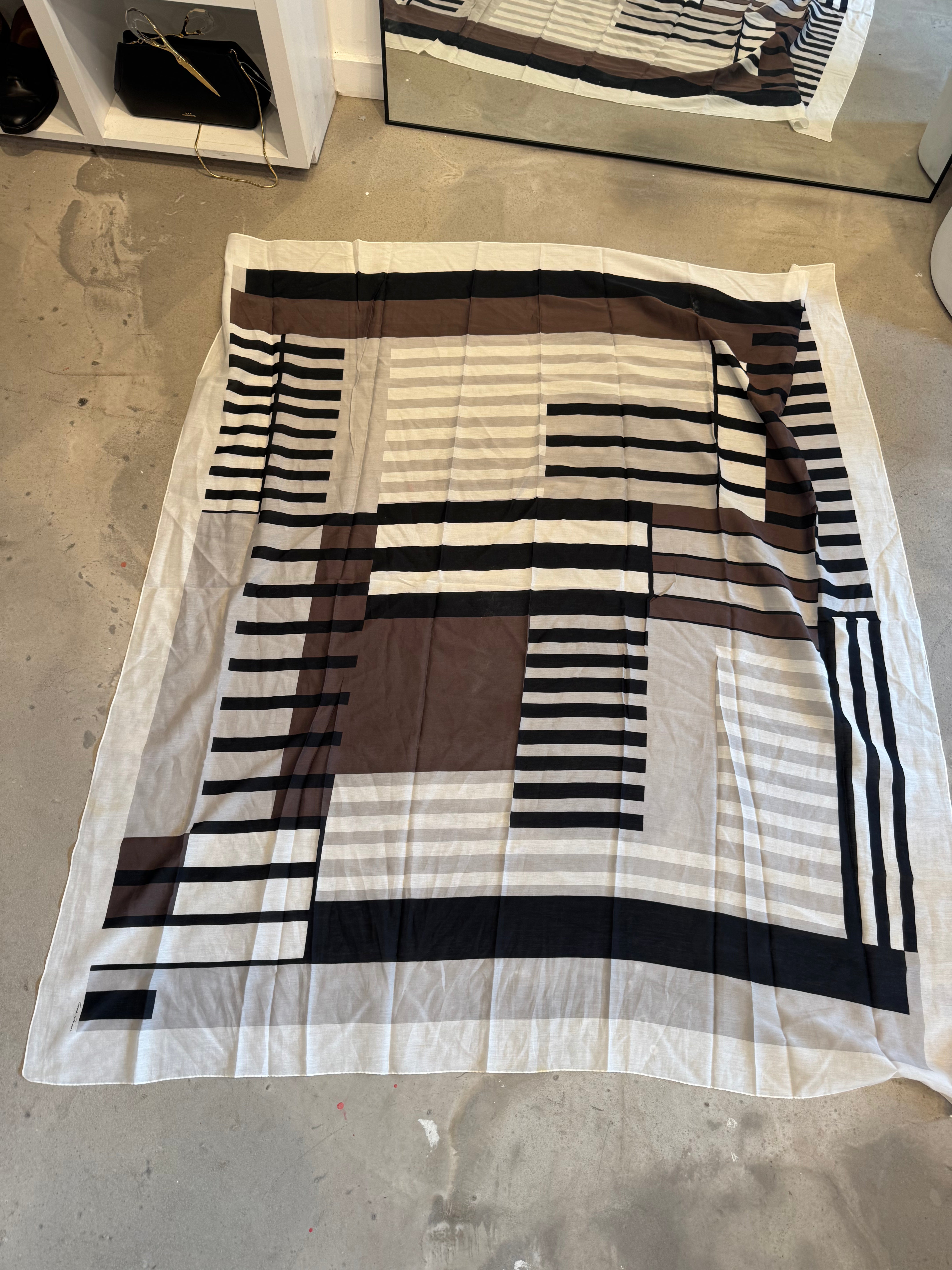 Geometric Print Scarf