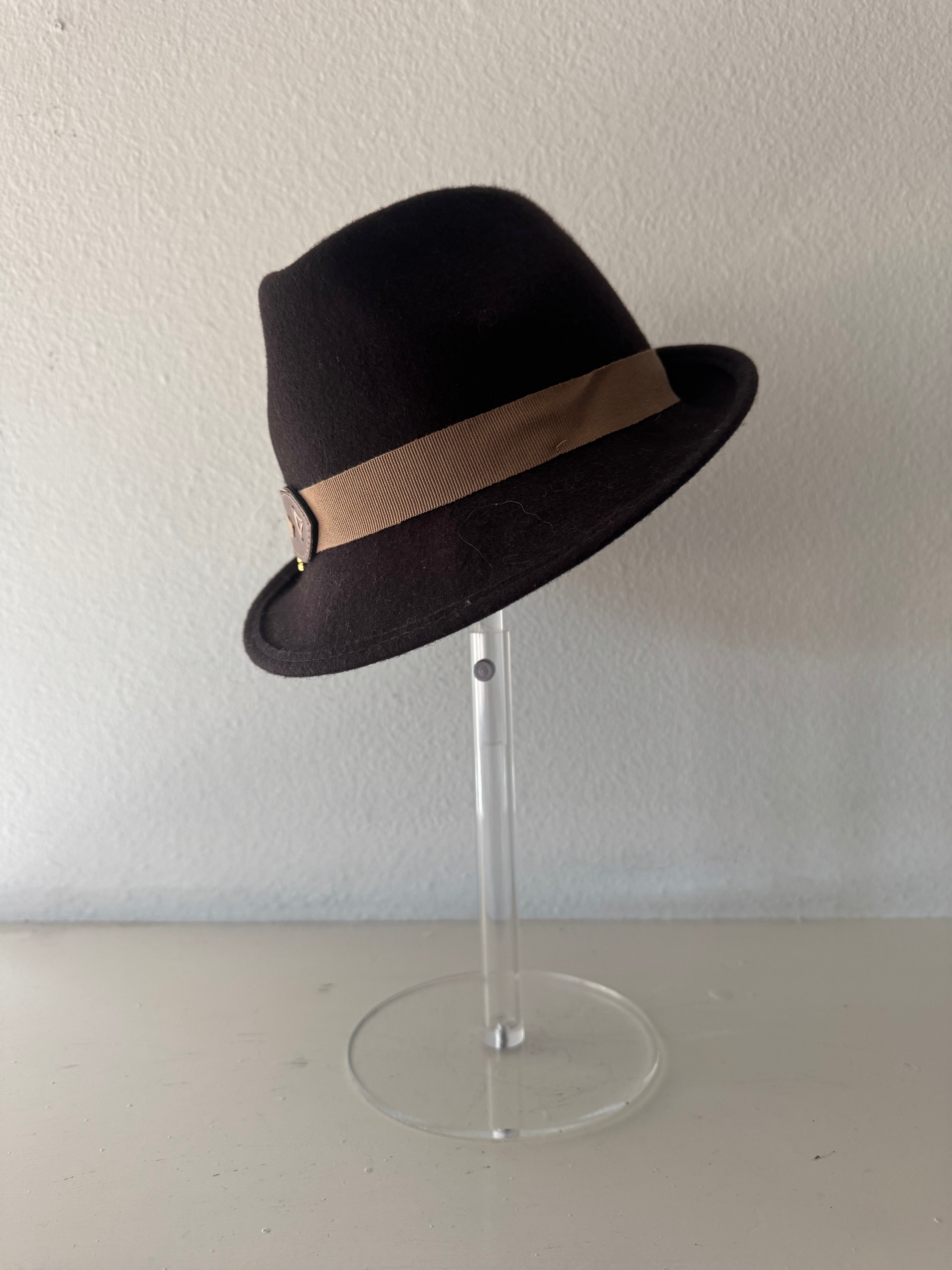 Fedora with Horse-bit buckle