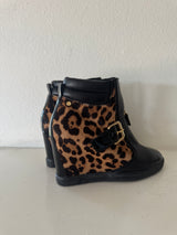 Leopard Boots with Zip