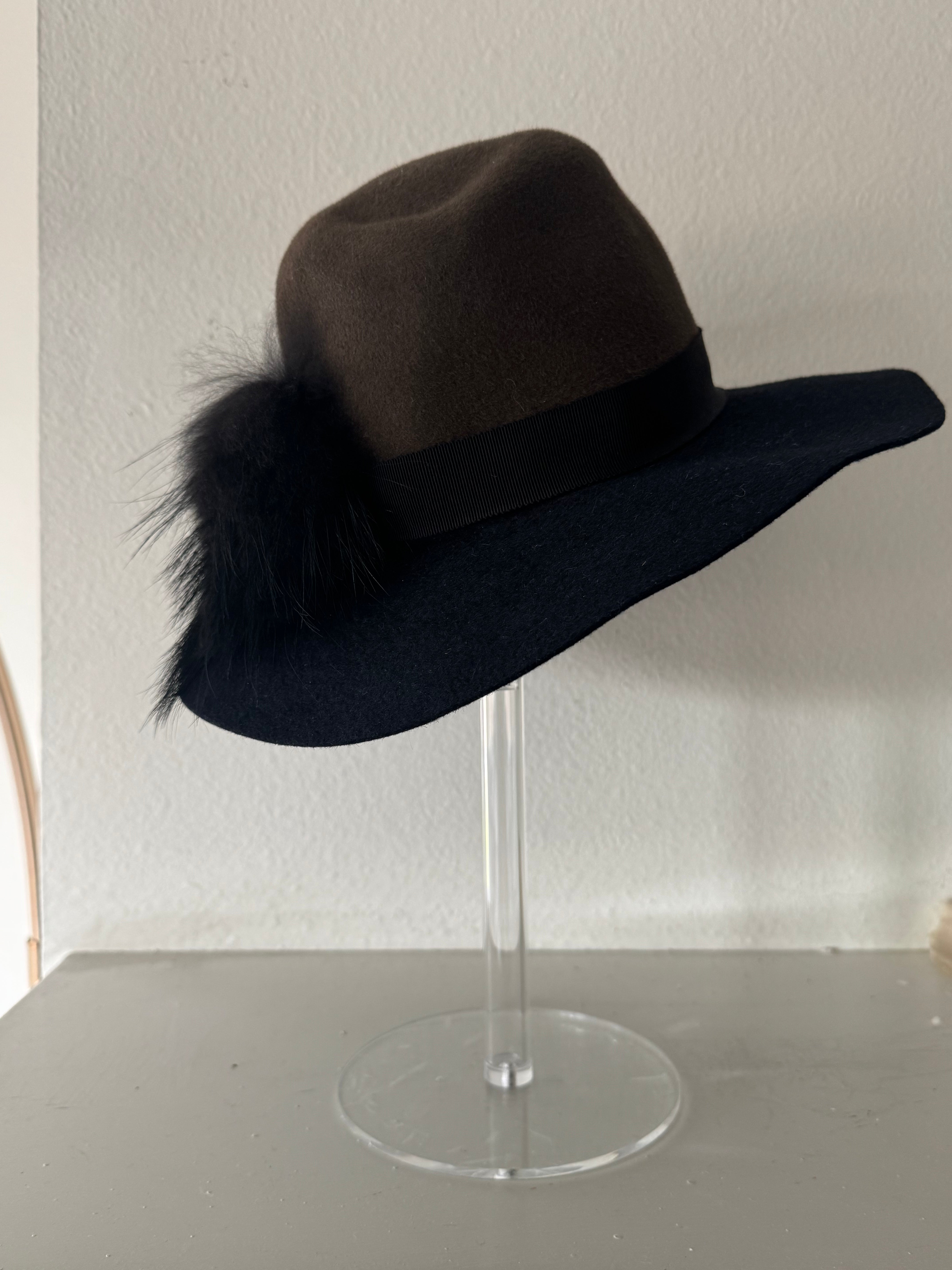 Two Tone Fedora Hat with Fur detail