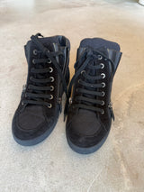 High Top Sneaker