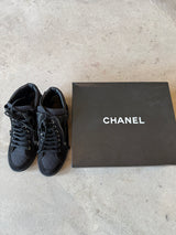High Top Sneaker