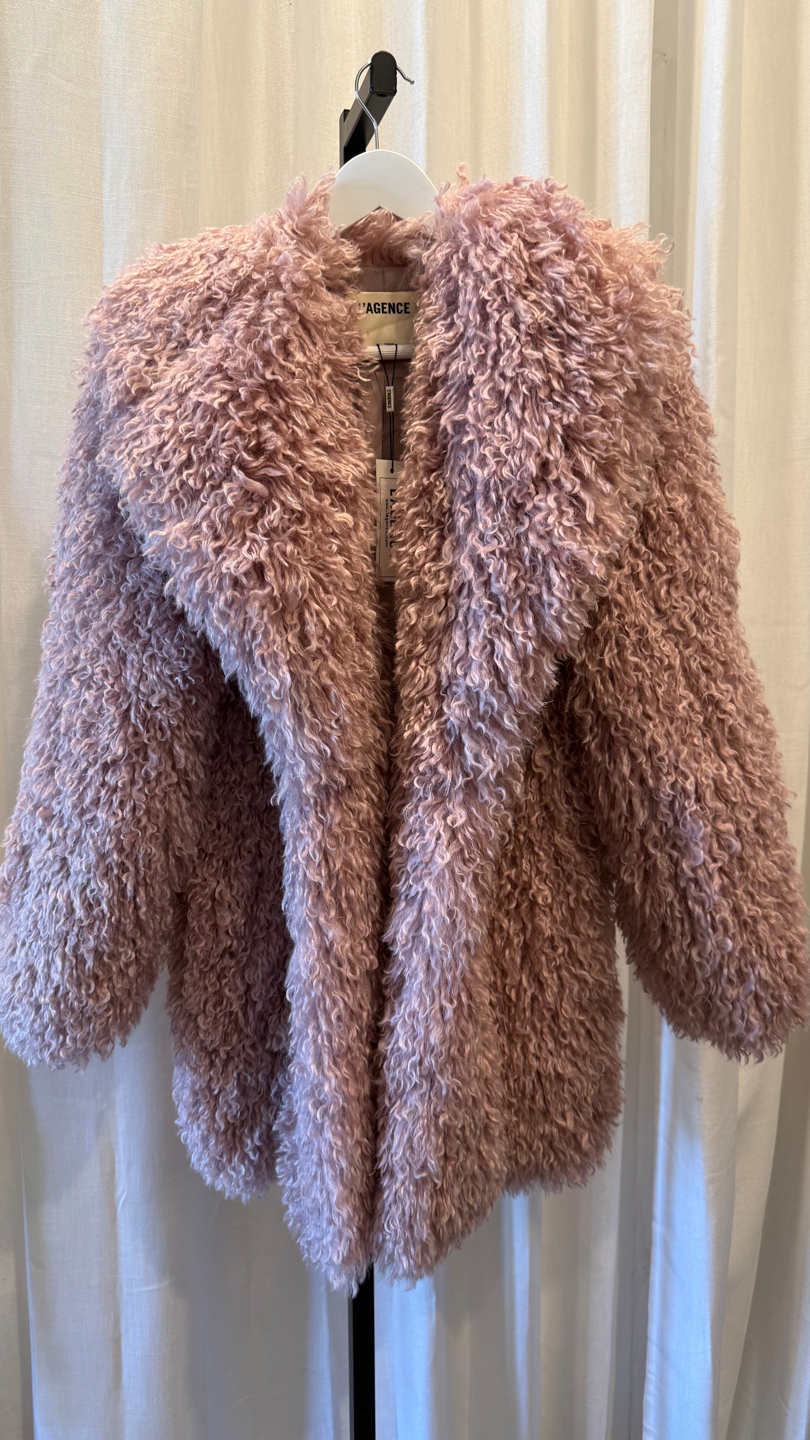 Toira Faux Fur Coat In Pink