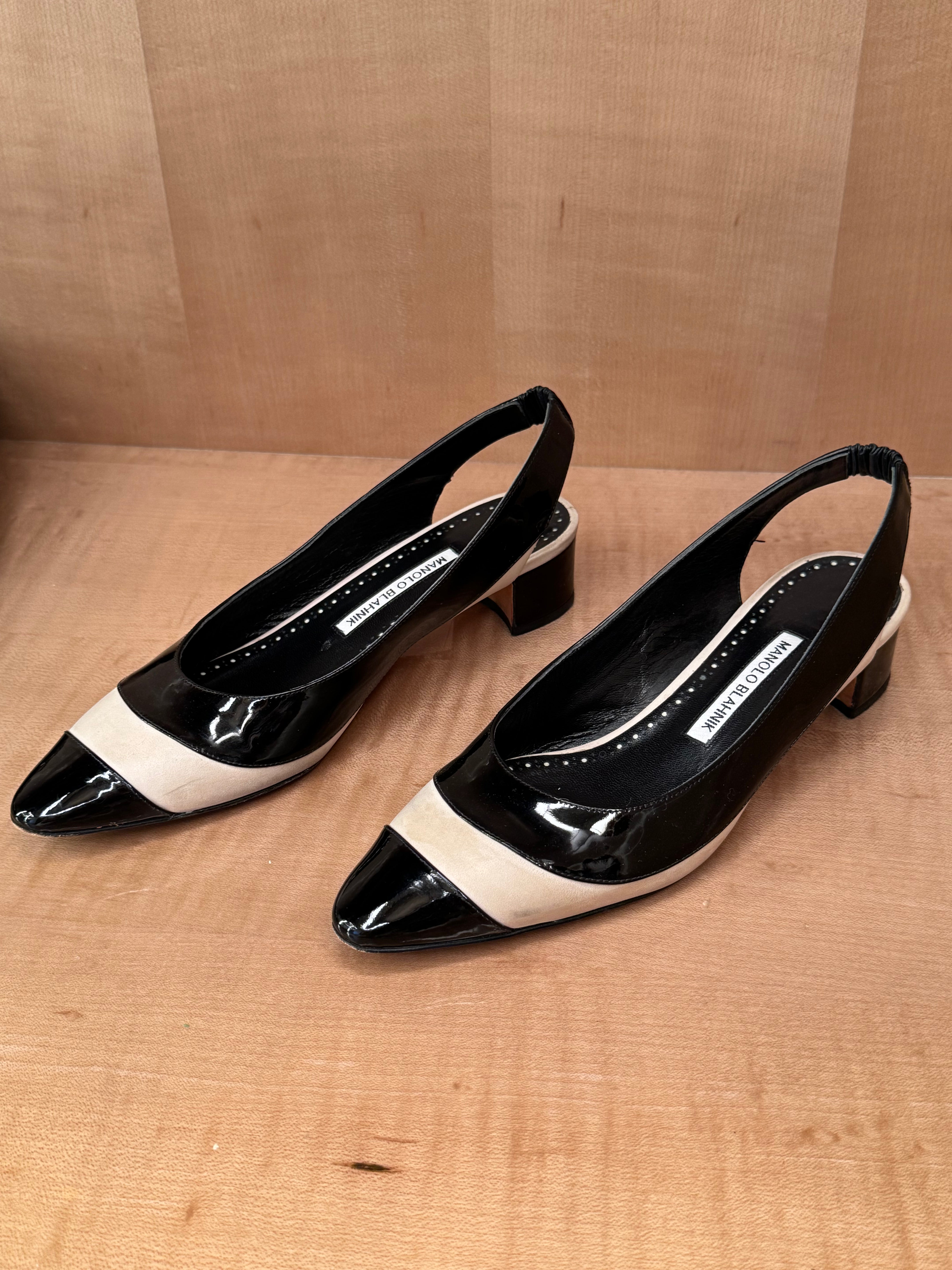 Black and White Sling Back Shoe (39.5)