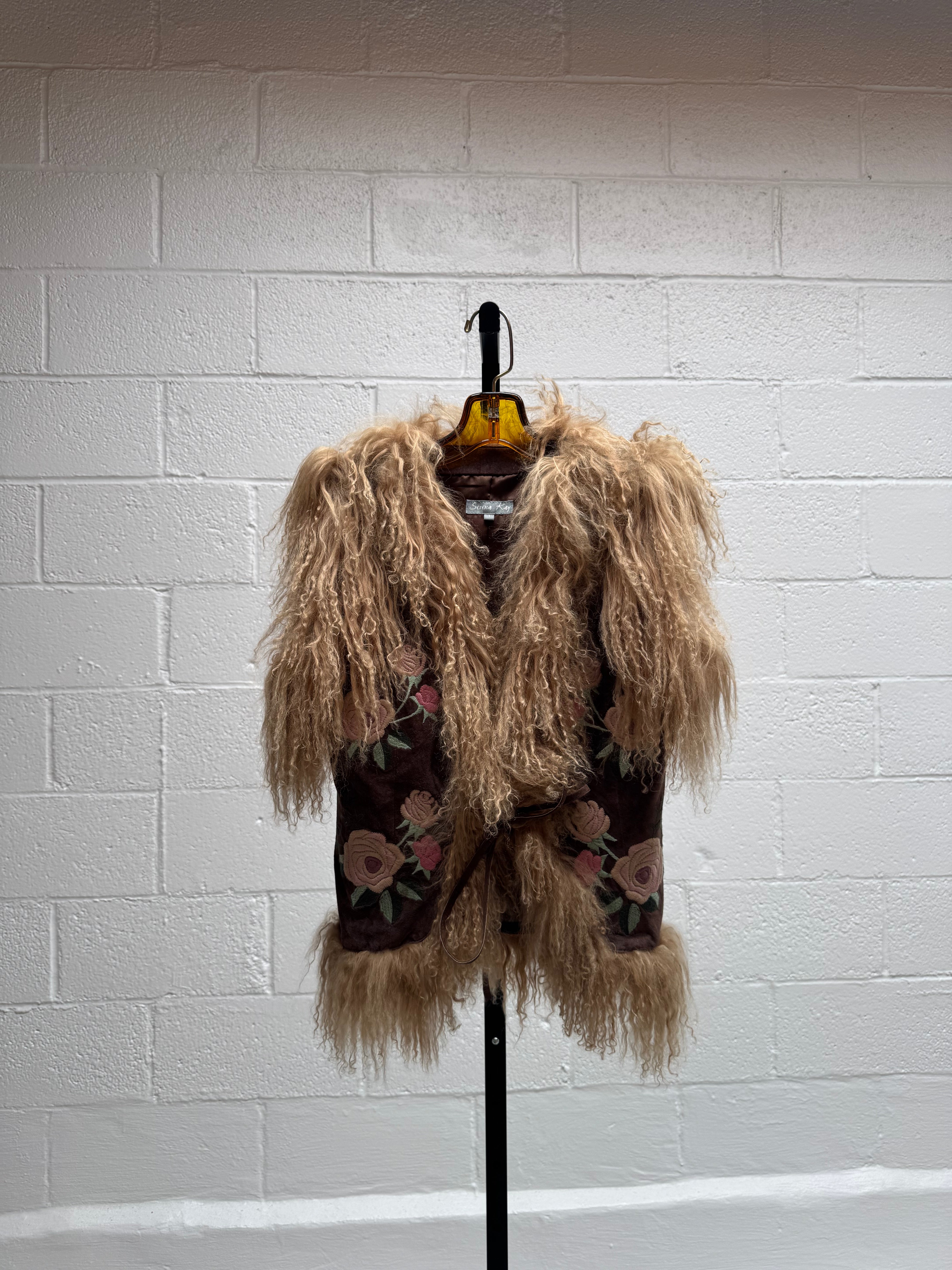 Cropped Fur Vest with Floral Embroidery