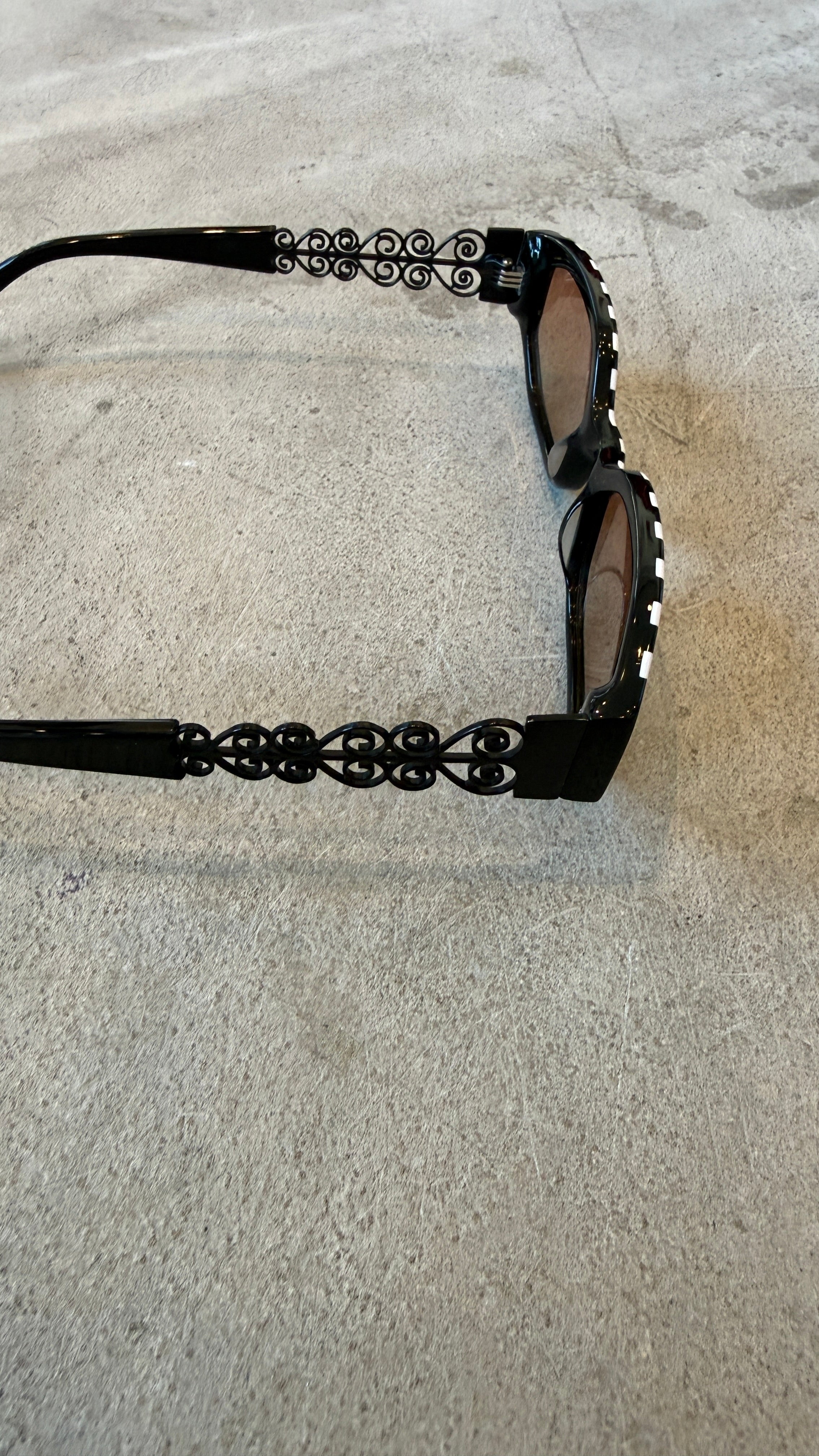 Jannah Stripe Sunglasses