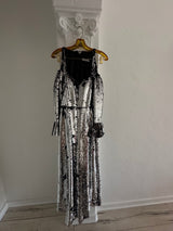 Eye-Catching Silver and Black Sequin Jumpsuit with Off-The-Shoulder Sleeves
