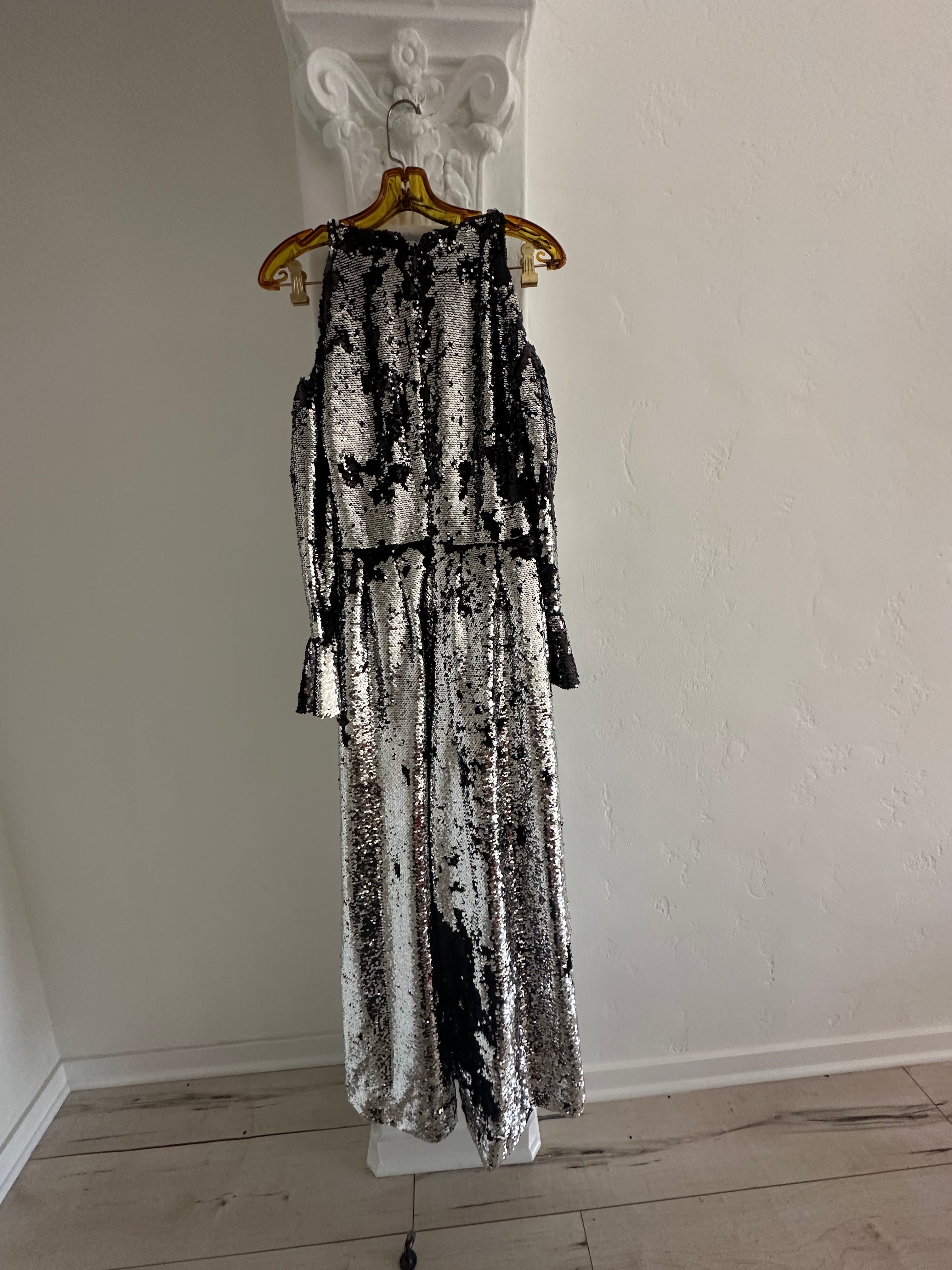 Eye-Catching Silver and Black Sequin Jumpsuit with Off-The-Shoulder Sleeves