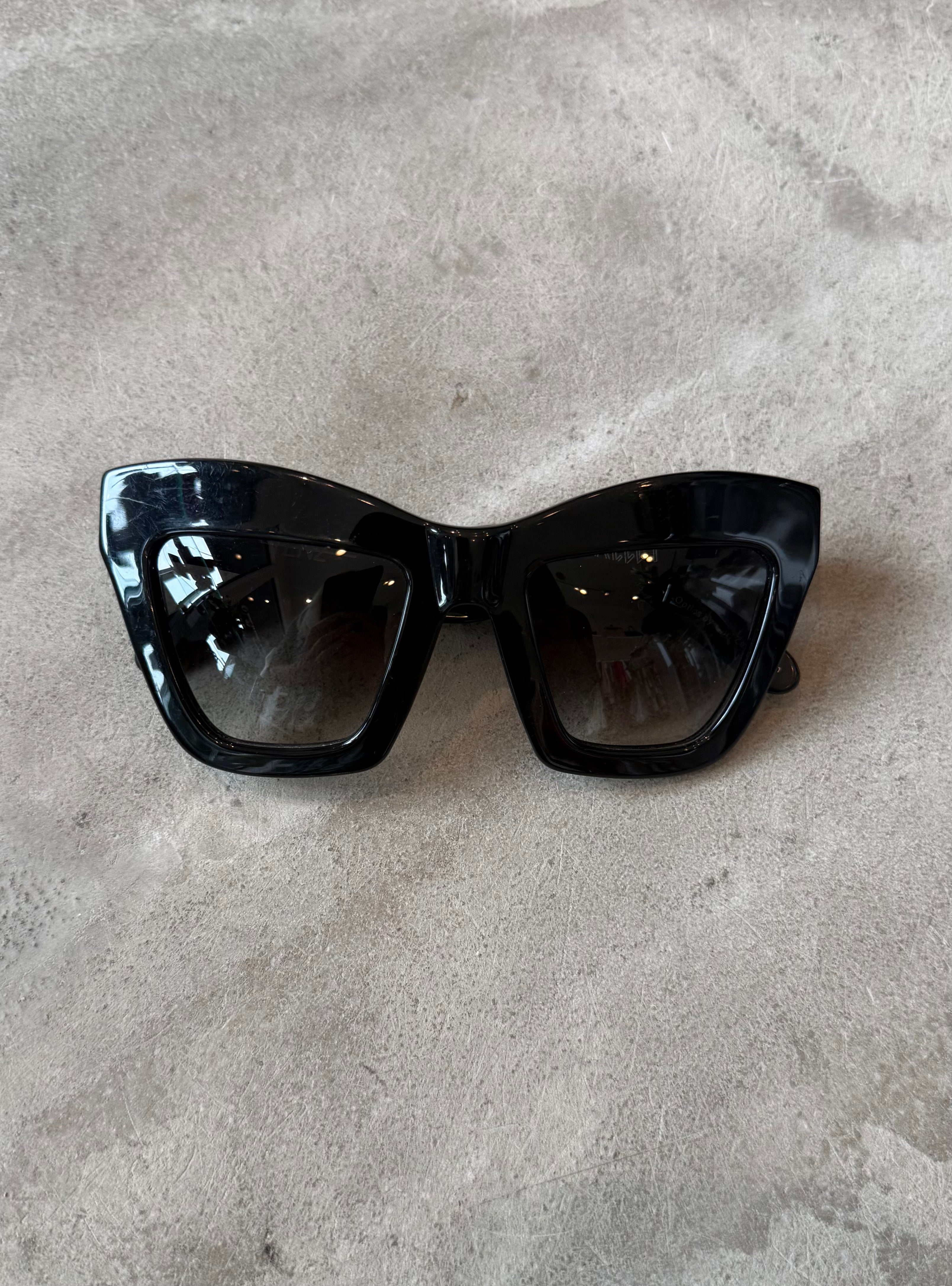 Black Tenz Sunglasses