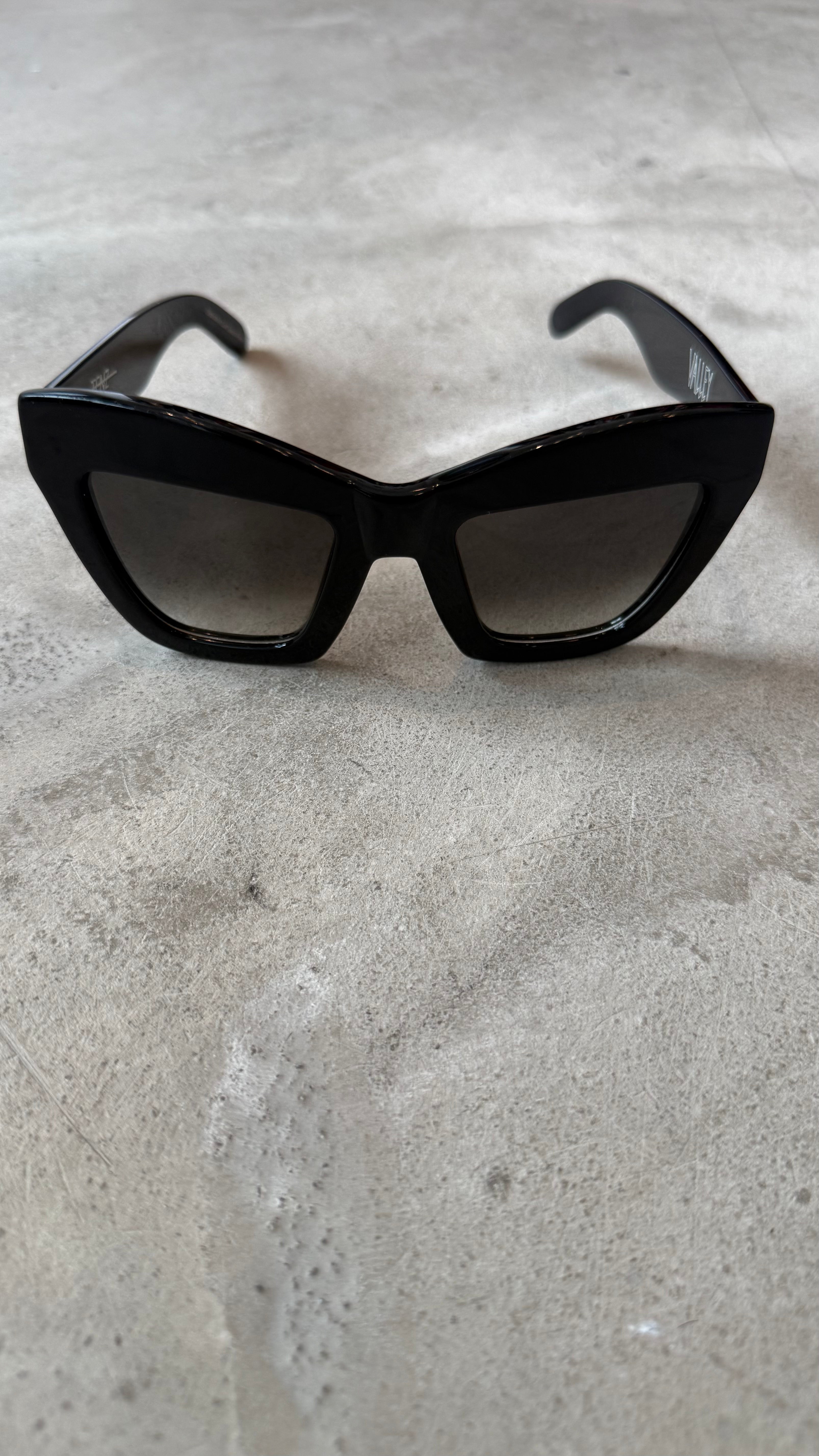 Black Tenz Sunglasses