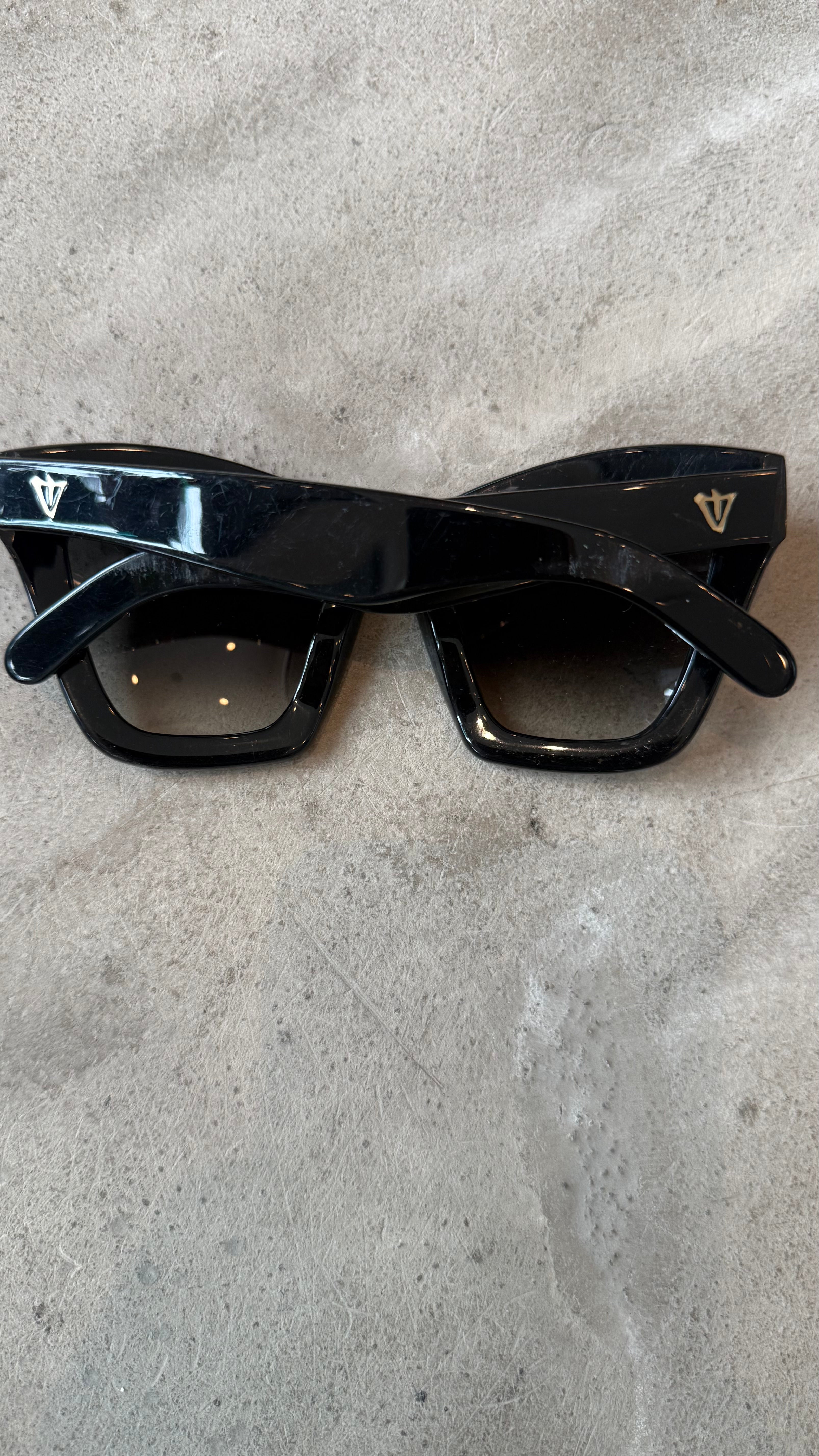 Black Tenz Sunglasses