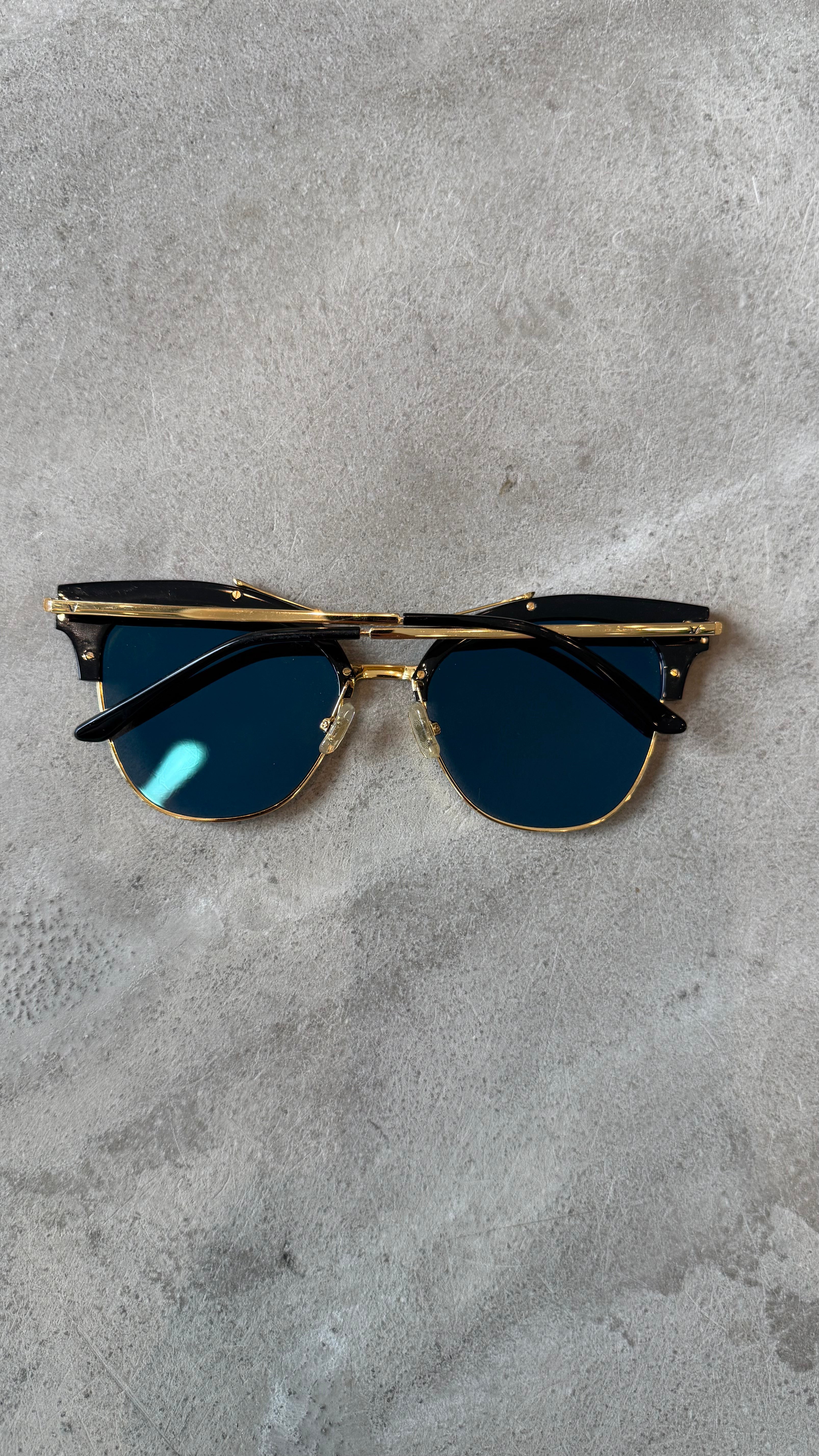 Tell Me Classic Sunglasses