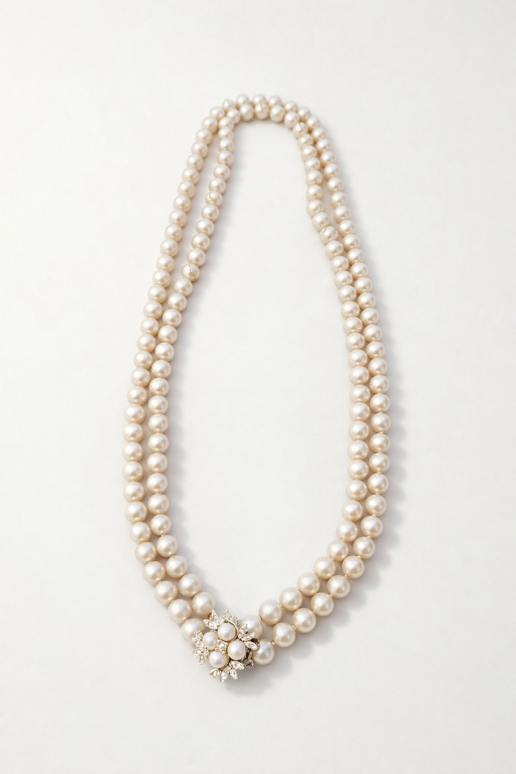 Pearl Necklace with Diamanté Flower Pendant