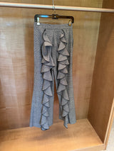 Pants with Ruffle Back